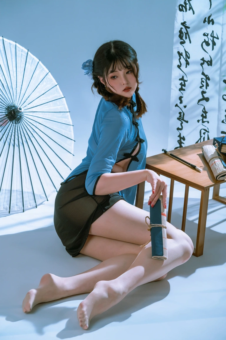 Natsuko_夏夏子《清秋》主题写真：57张全套美图，含1个视频