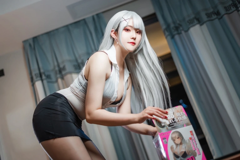 Natsuko_夏夏子《OL飞机杯》主题写真：50张全套美图，含1个视频