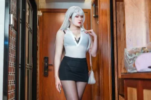 Natsuko_夏夏子《OL飞机杯》主题写真：50张全套美图，含1个视频