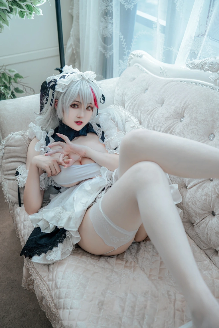 Natsuko_夏夏子《碧蓝航线 埃吉尔龙女仆》主题写真：17张全套美图
