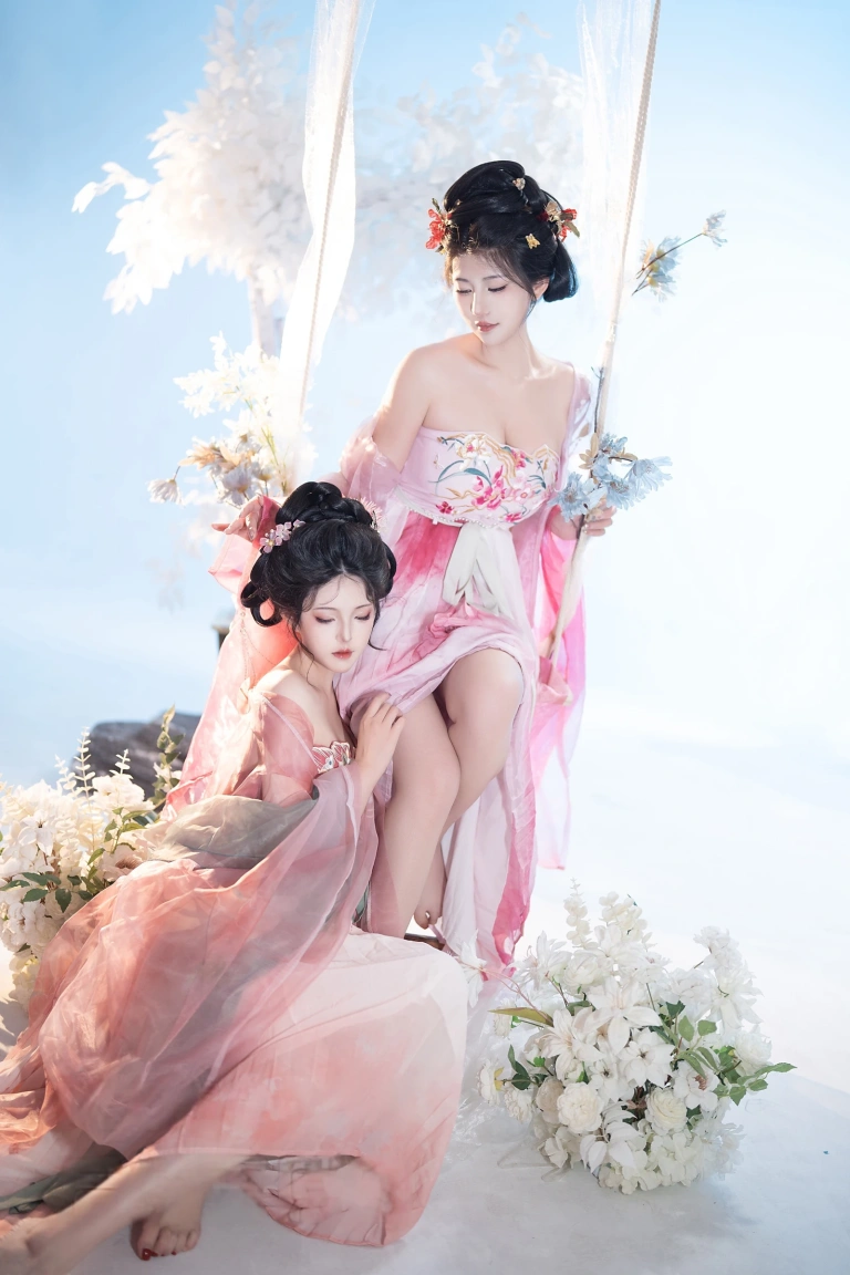 Natsuko_夏夏子《瑶池洗凝脂（&星澜是澜澜叫澜妹呀）》主题写真：111张全套美图，含2个视频