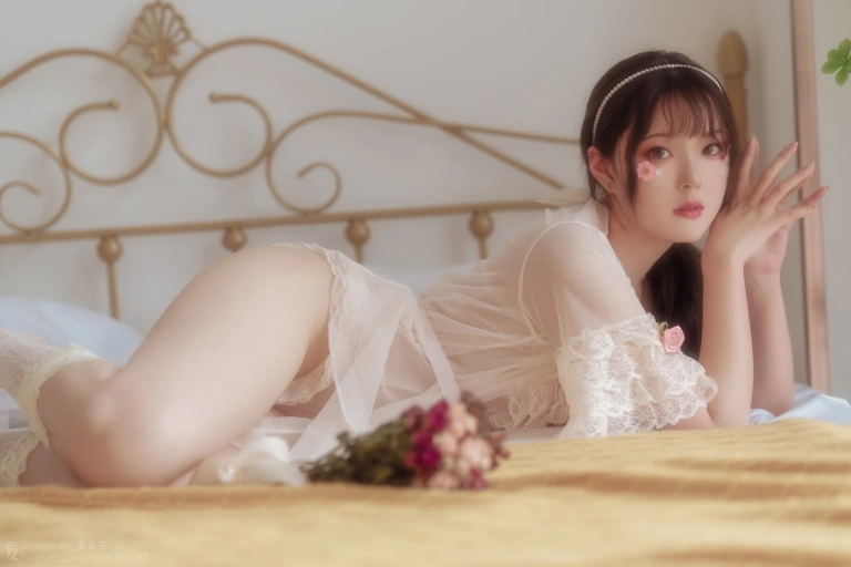 Natsuko_夏夏子《雏菊》主题写真：43张全套美图