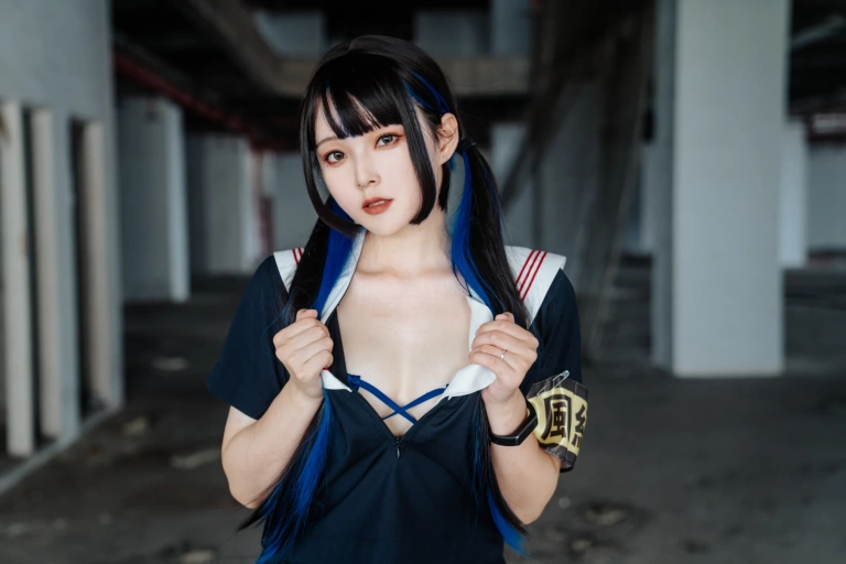 Natsuko_夏夏子《废墟风纪委员》主题写真：45张全套美图