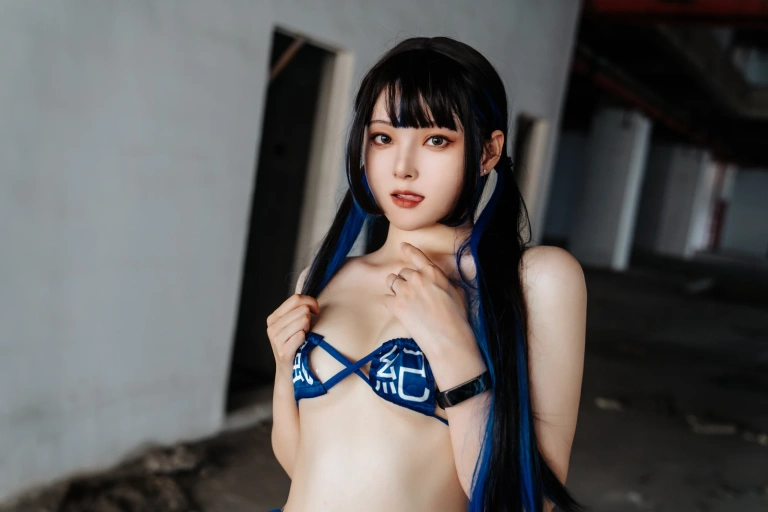 Natsuko_夏夏子《废墟风纪委员》主题写真：45张全套美图