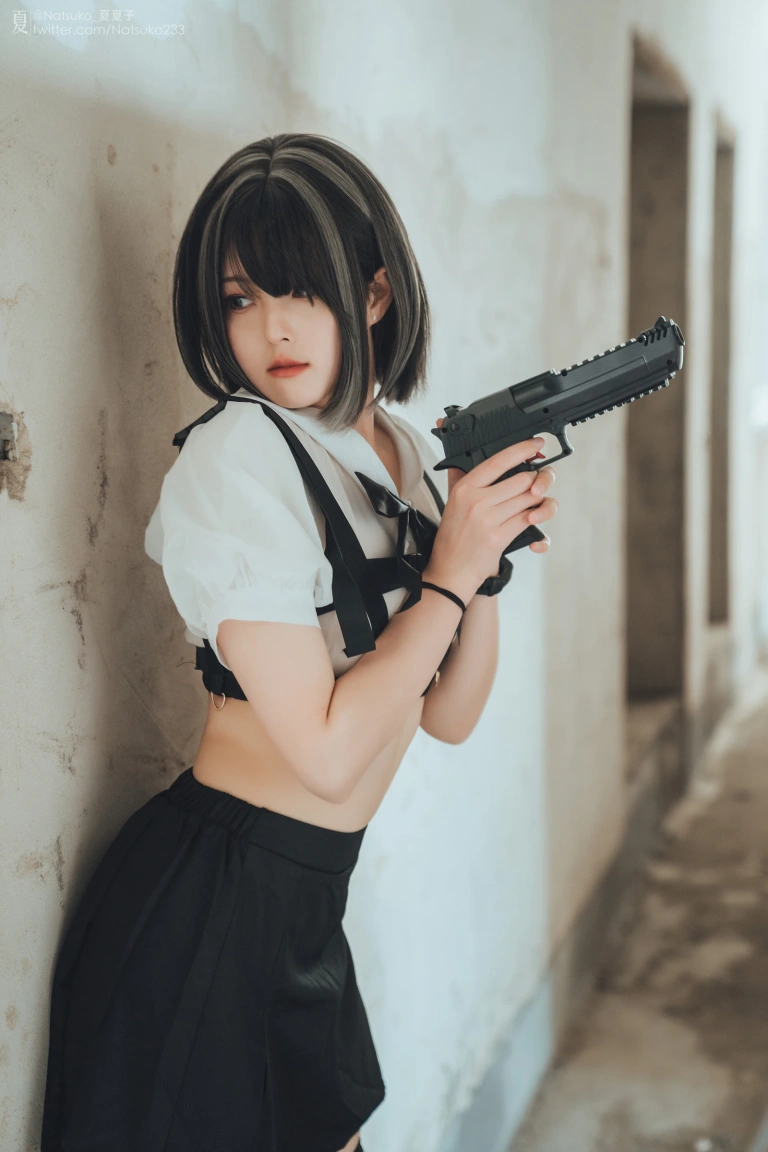 Natsuko_夏夏子《绑带特工》主题写真：40张全套美图