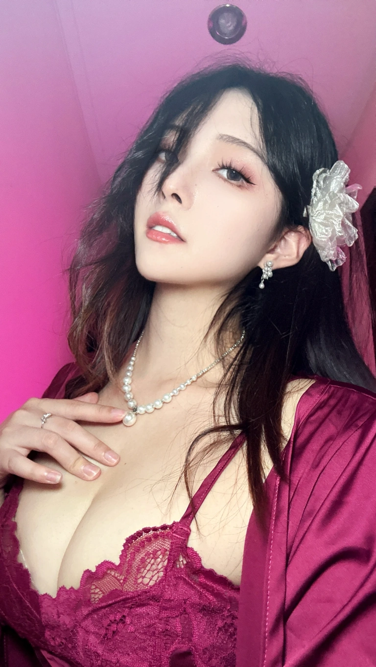Natsuko_夏夏子《紫罗兰》主题写真：43张全套美图，含5个视频