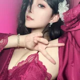 Natsuko_夏夏子《紫罗兰》主题写真：43张全套美图，含5个视频