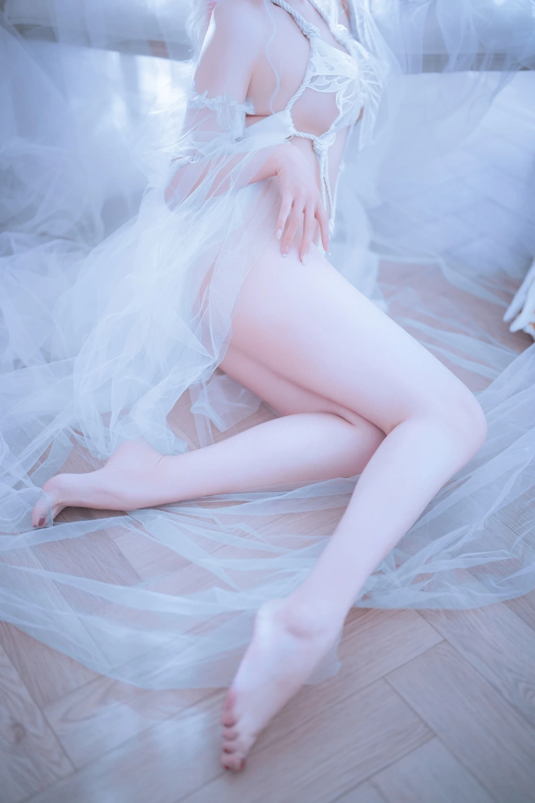 Natsuko_夏夏子《白天蛾》主题写真：61张全套美图