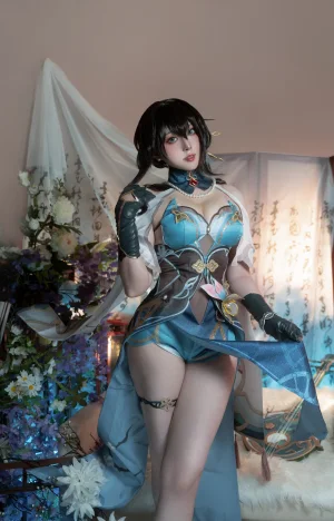 Natsuko_夏夏子《崩坏·星穹铁道 阮梅》主题写真：76张全套美图