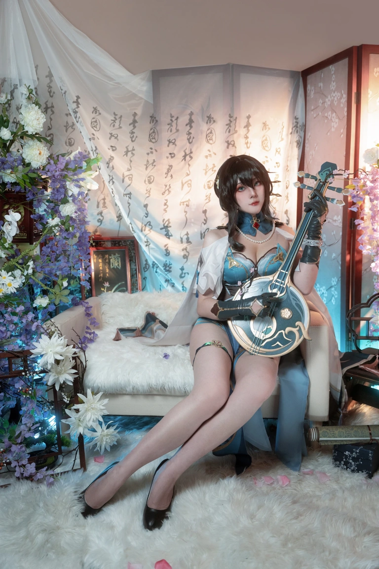Natsuko_夏夏子《崩坏·星穹铁道 阮梅》主题写真：76张全套美图