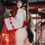 Natsuko_夏夏子《碧蓝航线 大山巫女兔》主题写真：70张全套美图