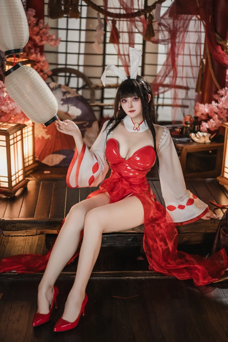 Natsuko_夏夏子《碧蓝航线 大山巫女兔》主题写真：70张全套美图