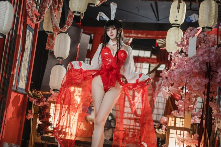 Natsuko_夏夏子《碧蓝航线 大山巫女兔》主题写真：70张全套美图
