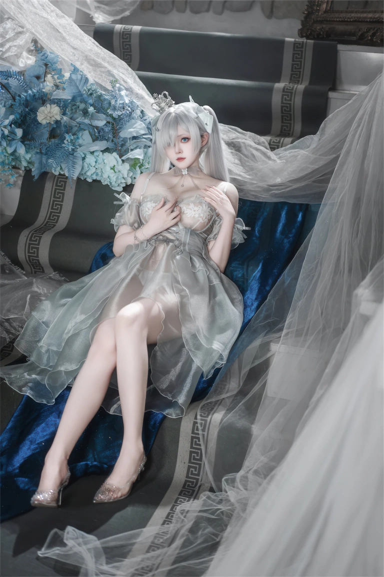 Natsuko_夏夏子《灰姑娘水晶公主Cinderella（NIKKE The Goddess of Victory）》主题写真：95张全套美图