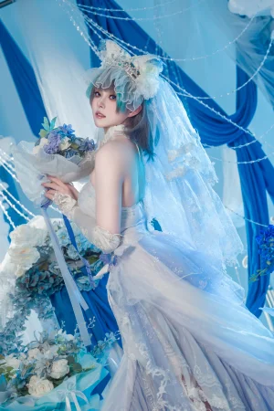 Natsuko_夏夏子《碧蓝航线 柴郡婚纱》主题写真：70张全套美图