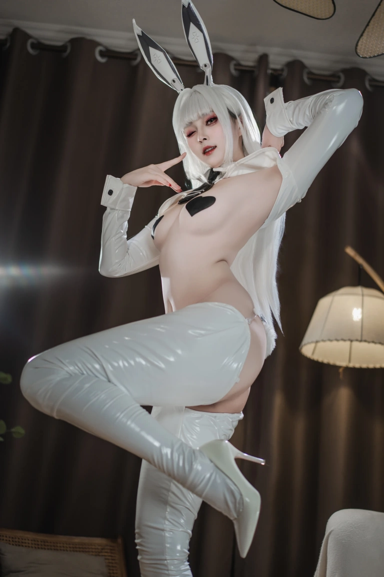 Natsuko_夏夏子《NIKKE 布兰儿 逆兔女郎》主题写真：81张全套美图