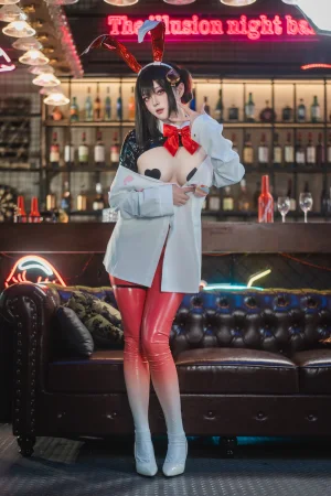 Natsuko_夏夏子《NIKKE 露姬 倒霉兔》主题写真：63张全套美图