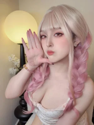Natsuko_夏夏子《2026年06月会员订阅奖励》主题写真：45张全套美图，含8个视频