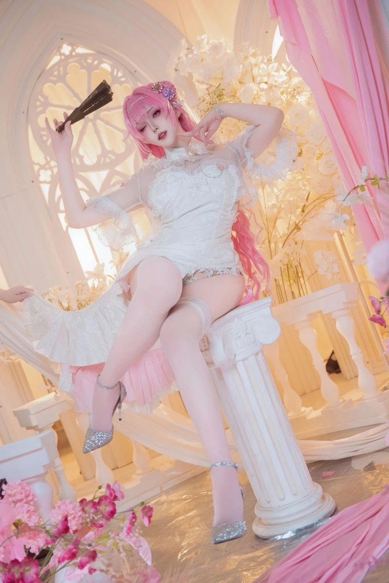 Natsuko_夏夏子《NIKKE 桃乐丝旗袍》主题写真：77张全套美图