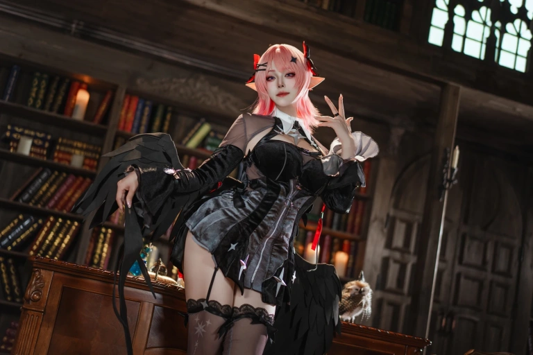 Natsuko_夏夏子《绝区零 雷米尔》主题写真：89张全套美图