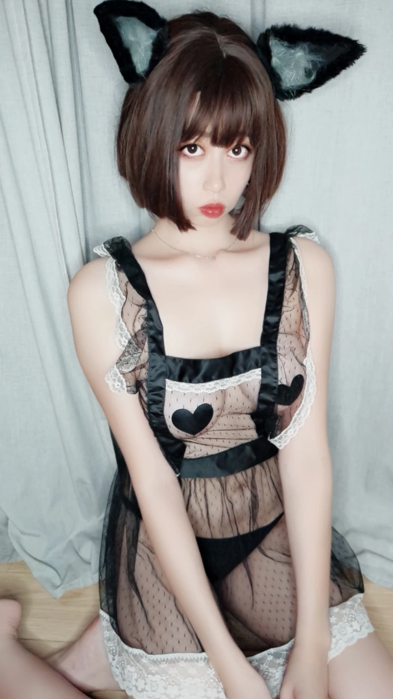 奈汐酱nice《自撮り Vol.003》主题写真：50张全套美图