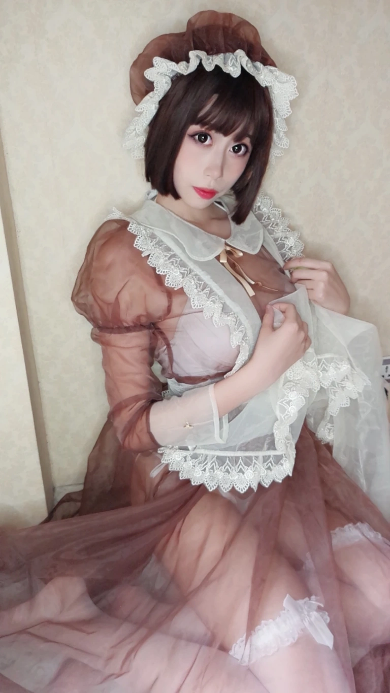 奈汐酱nice《自撮り Vol.005（動画入り）》主题写真：41张全套美图，含4个视频
