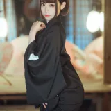 奈汐酱nice《老板娘1 热情老板娘》主题写真：16张全套美图