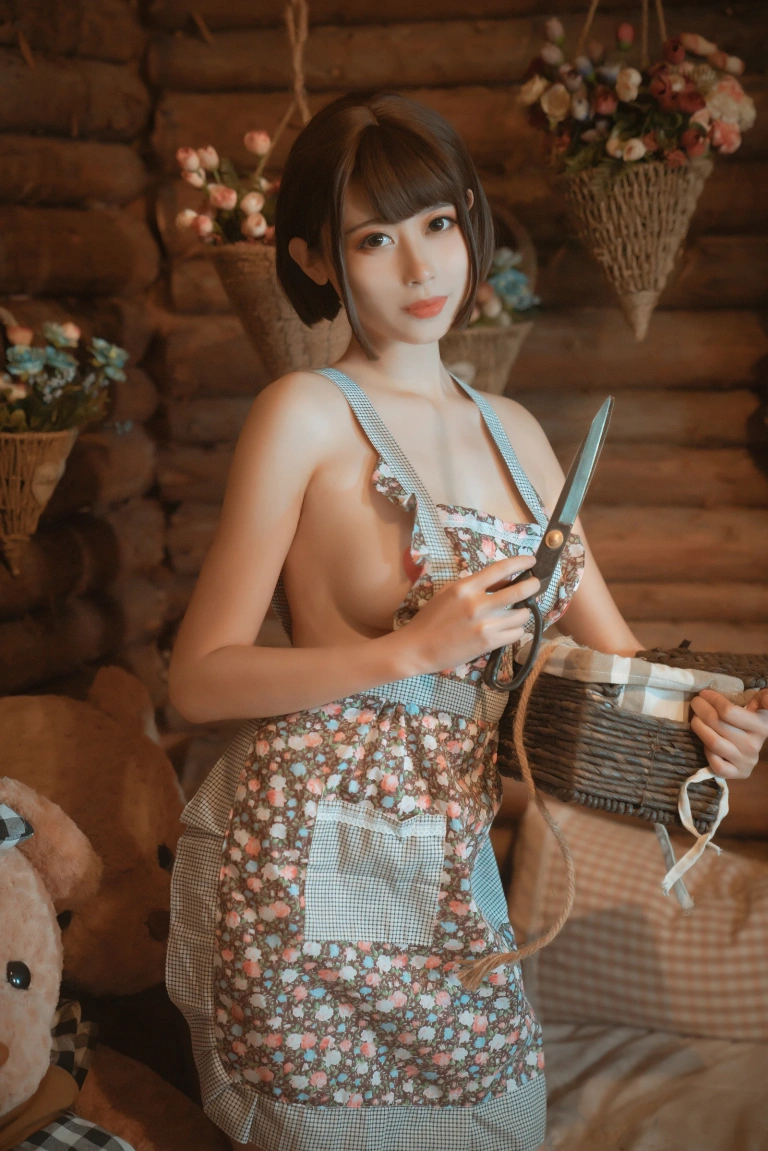 奈汐酱nice《老板娘2 勤劳的老板娘》主题写真：25张全套美图