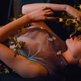 奈汐酱nice《小雏菊》主题写真：18张全套美图