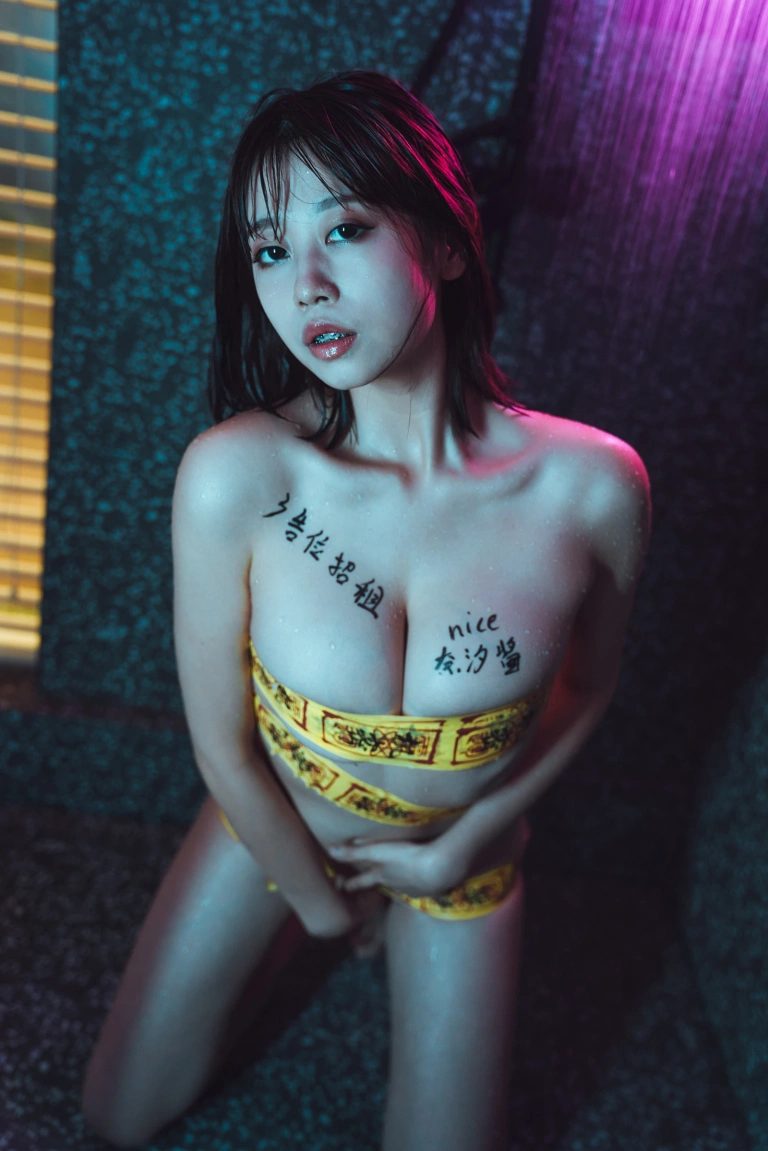 奈汐酱nice《广告位》主题写真：28张全套美图