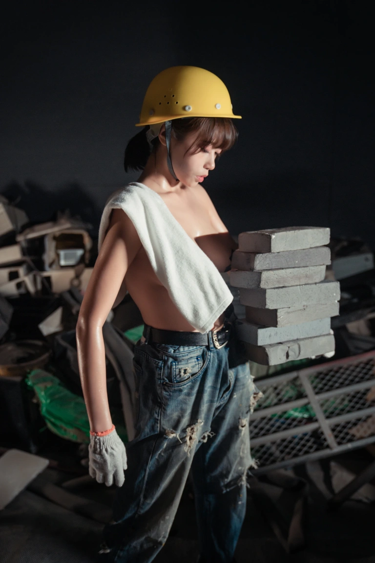 奈汐酱nice《咱们工人有力量》主题写真：35张全套美图