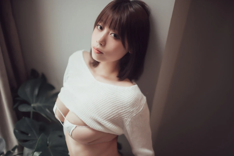 奈汐酱nice《超小BJN》主题写真：32张全套美图