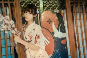 奈汐酱nice《老板娘 4.0》主题写真：30张全套美图