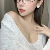 奈汐酱nice《24号自拍本 姐姐》主题写真：75张全套美图，含7个视频