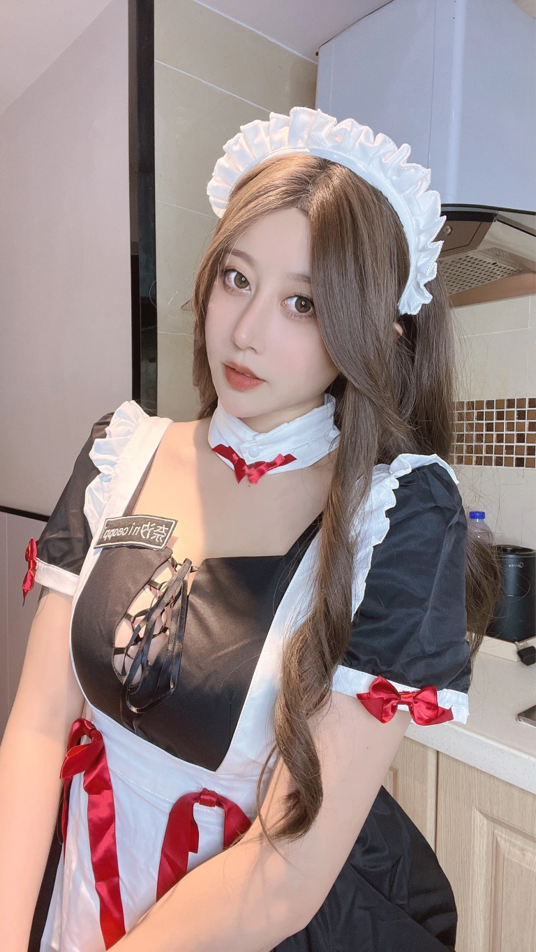 奈汐酱nice《奶鲜女仆》主题写真：58张全套美图，含6个视频