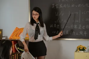 奈汐酱nice&七月喵子《放学后的补习》主题写真：72张全套美图，含1个视频