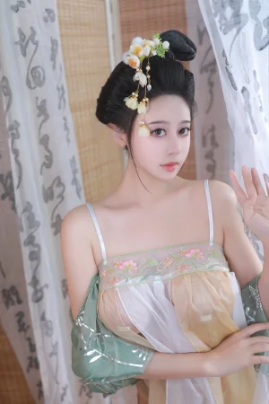 奈汐酱nice《古风青纱曦》主题写真：70张全套美图