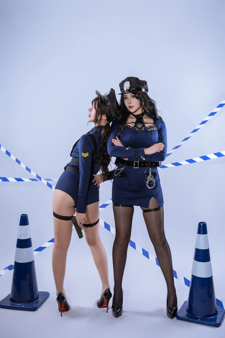 奈汐酱nice&奶桃《限制区》主题写真：73张全套美图