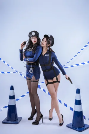 奈汐酱nice&奶桃《限制区》主题写真：73张全套美图