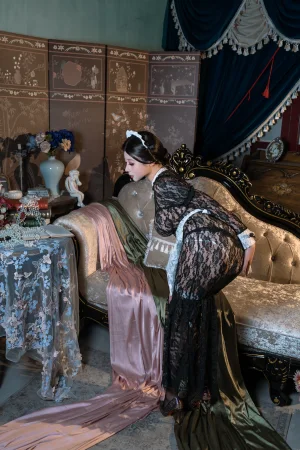 奈汐酱nice《顺从》主题写真：100张全套美图，含1个视频
