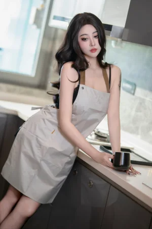 奈汐酱nice《豹纹主妇》主题写真：80张全套美图