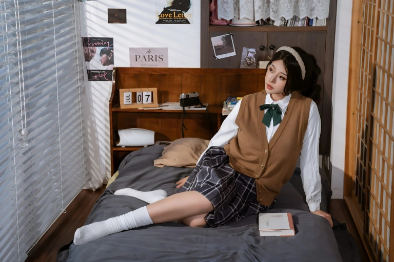 奈汐酱nice《白日梦》主题写真：90张全套美图，含1个视频