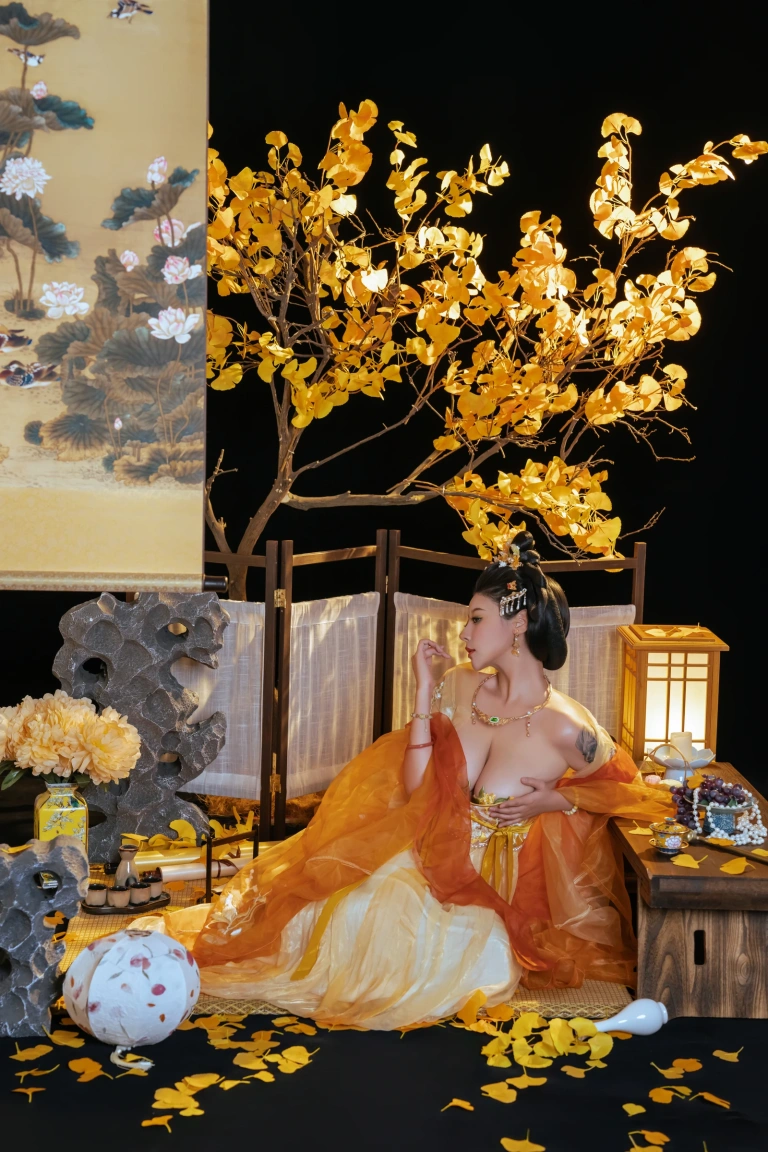 奈汐酱nice《金笺寄月》主题写真：90张全套美图
