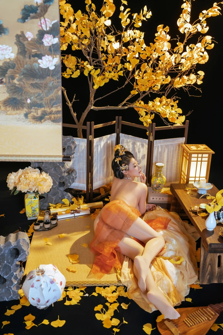 奈汐酱nice《金笺寄月》主题写真：90张全套美图