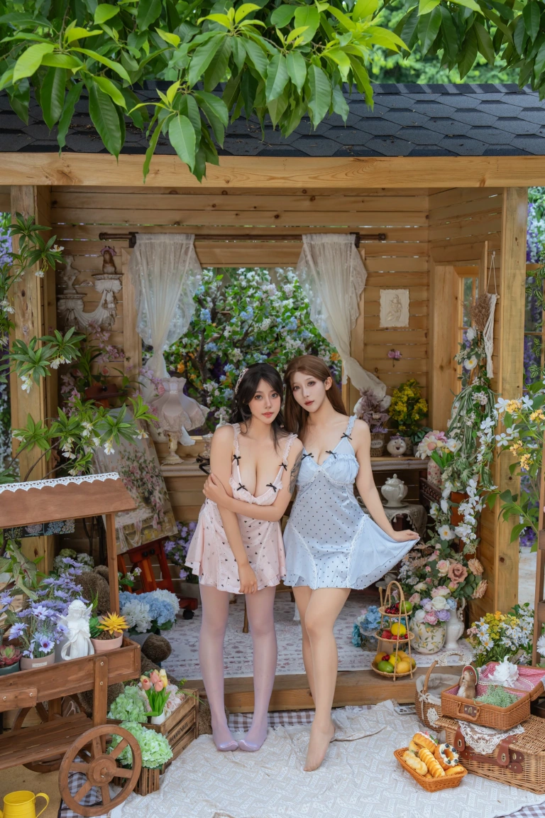 奈汐酱nice&奶桃桃《花眠》主题写真：90张全套美图，含1个视频