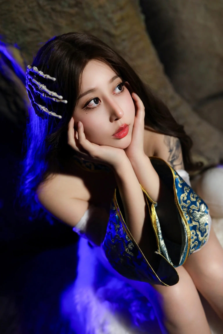 奈汐酱nice《僵尸汐》主题写真：77张全套美图，含1个视频