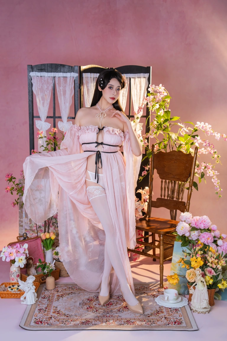 奈汐酱nice《粉红茶事》主题写真：78张全套美图