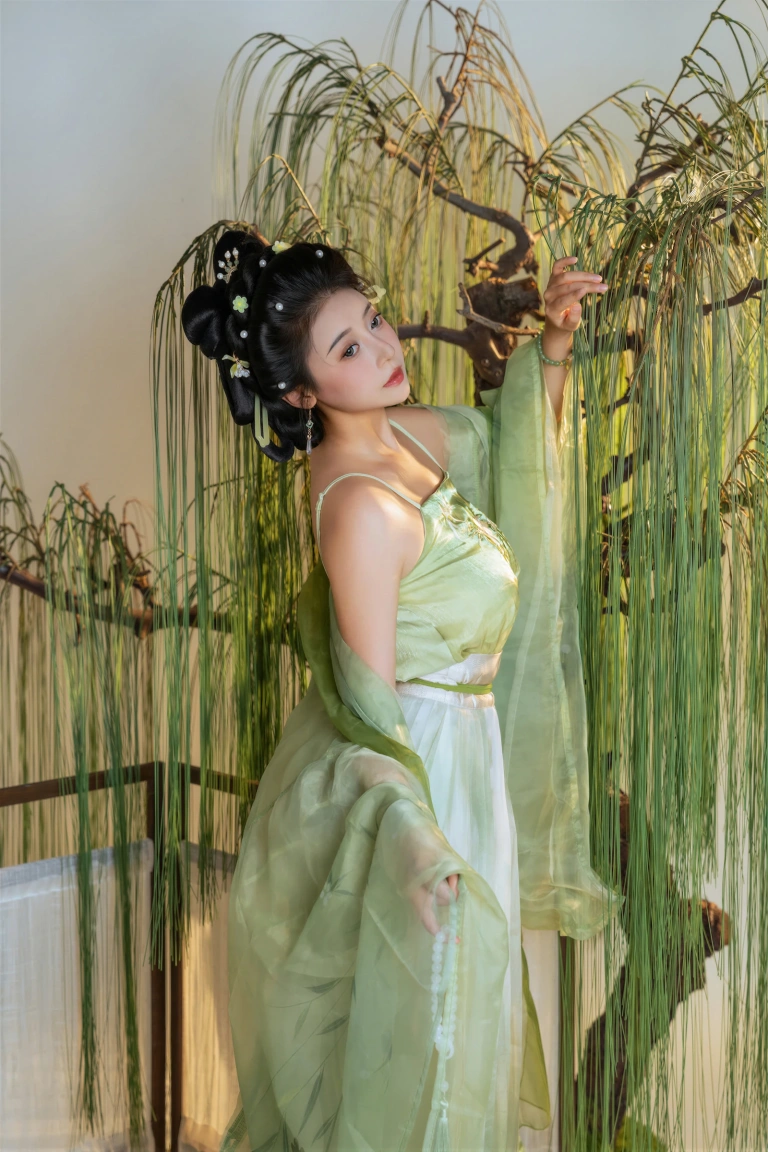 奈汐酱nice《拾翠》主题写真：90张全套美图，含1个视频