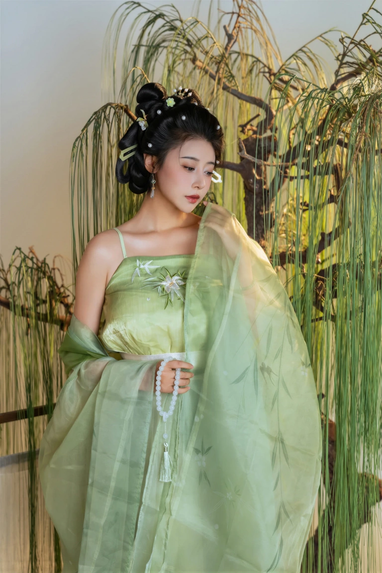 奈汐酱nice《拾翠》主题写真：90张全套美图，含1个视频