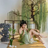 奈汐酱nice《拾翠》主题写真：90张全套美图，含1个视频